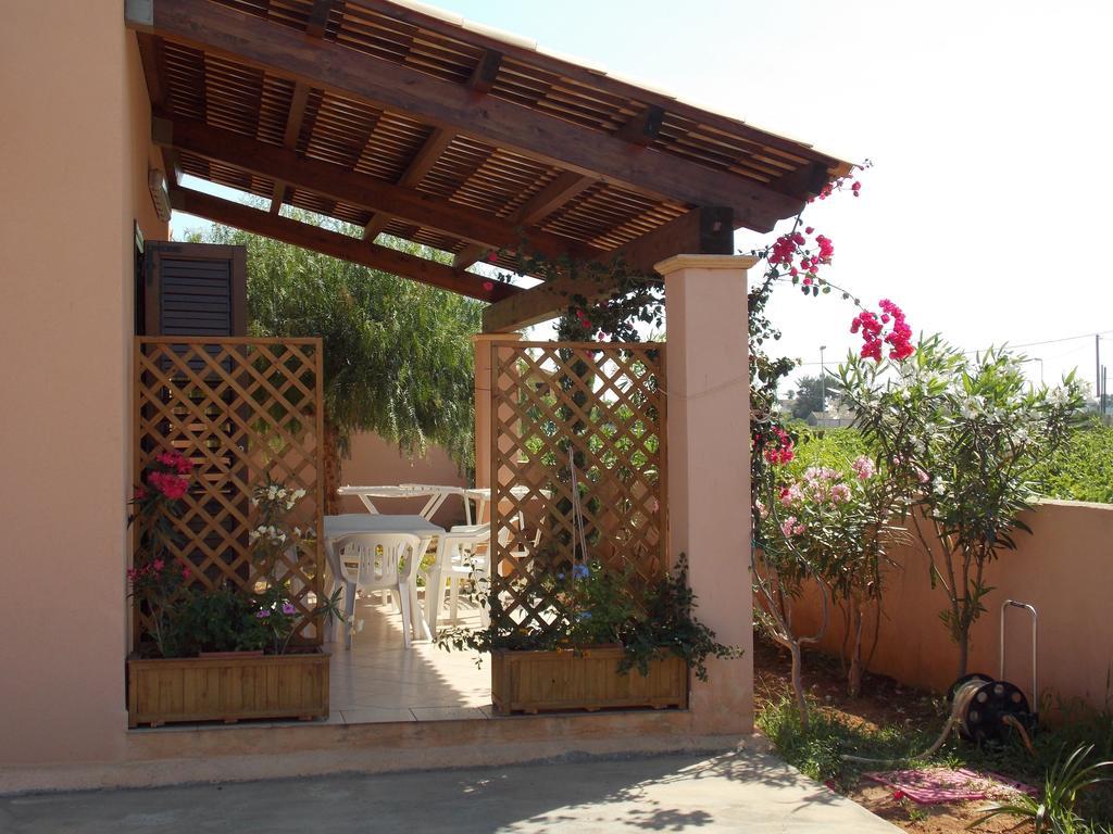 Marsala Casa Vacanza Villetta Habitación foto